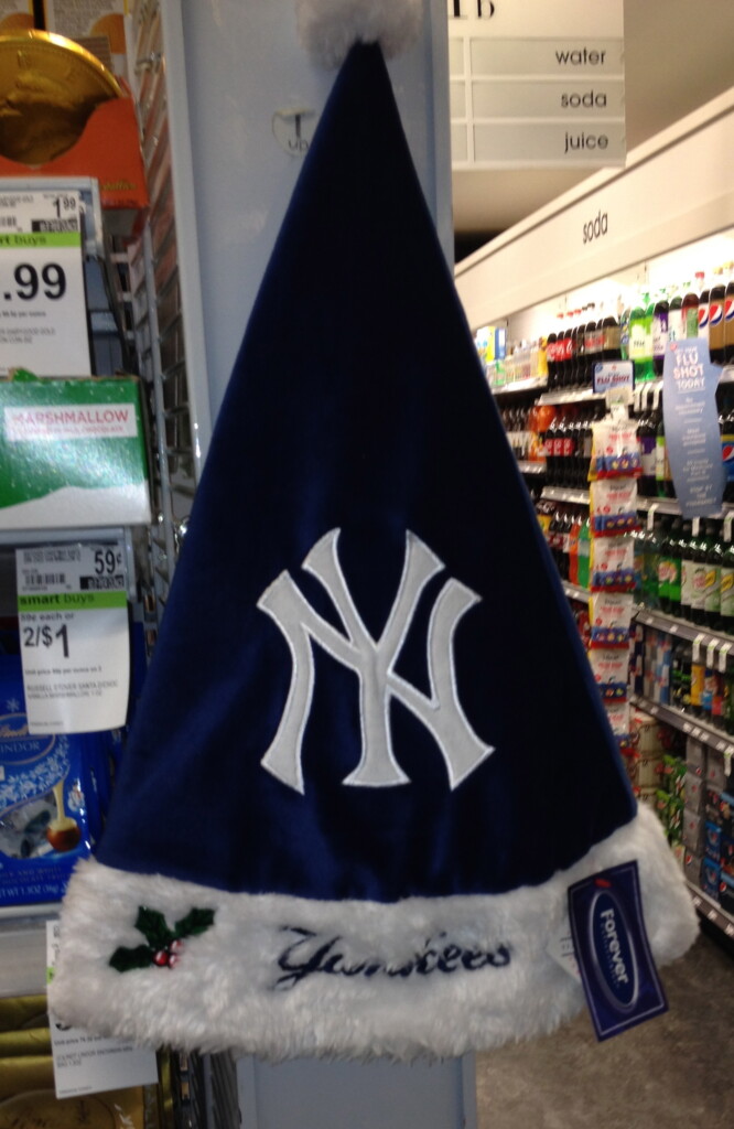 Duane Reade Yankees Santa Hat