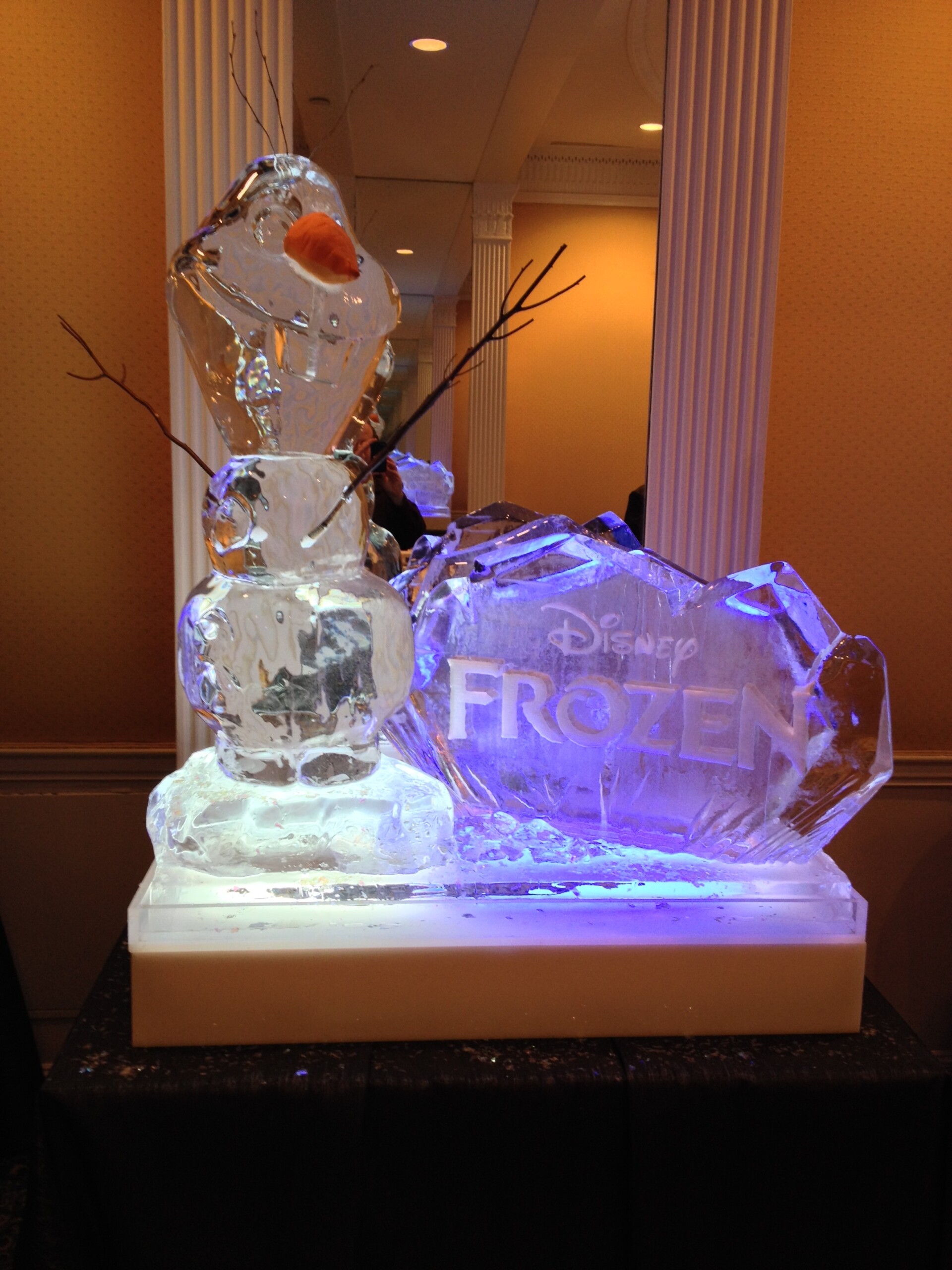 Frozen Ice Sculpture Olaf