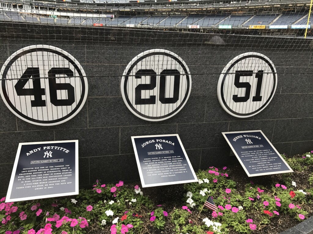 Yankee Stadium retired numbers