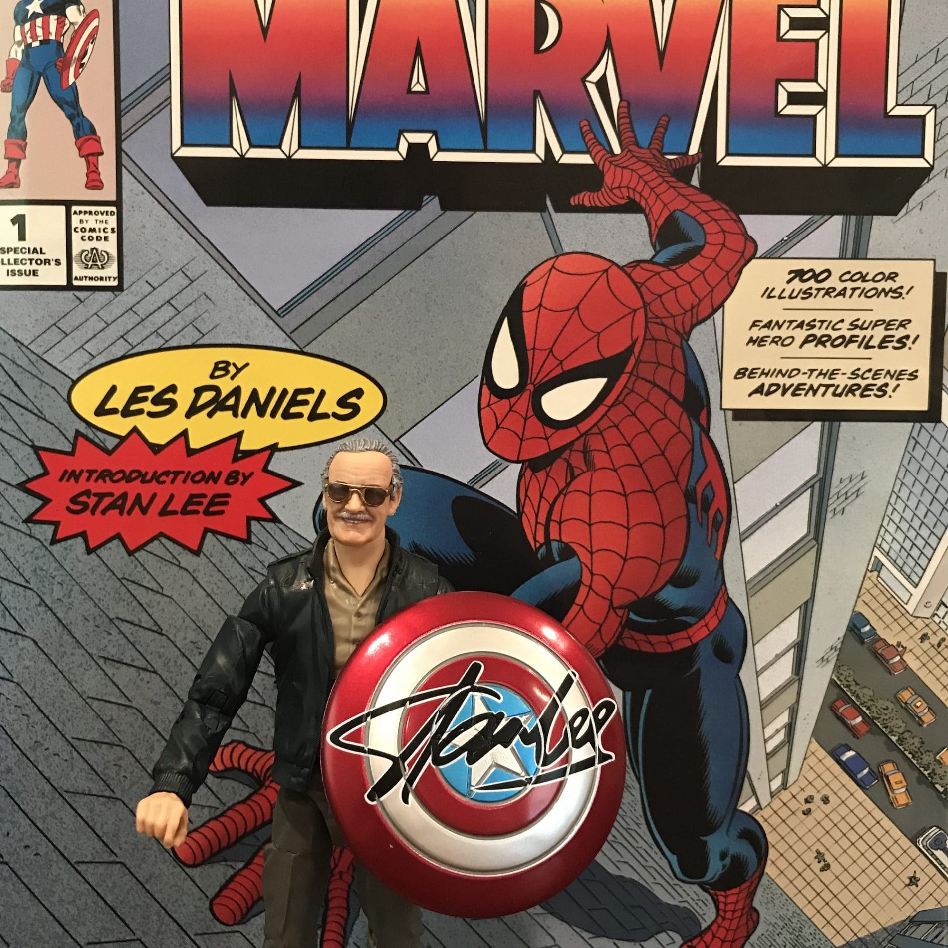celebrate-father-s-day-with-the-father-of-marvel-comics-stan-lee